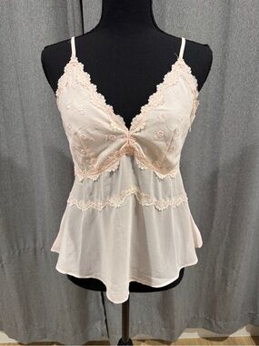 NWT- Francesca Lace Trim Spaghetti Strap Camisole in Soft Blush